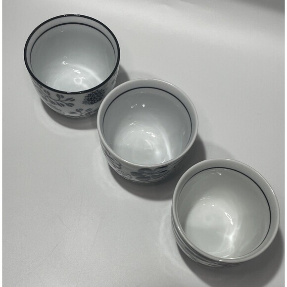 Lot of 3 Pier 1 Imports 4 oz Akina Sake Tea Cups Black White Floral Design 2.5” - Picture 2 of 7